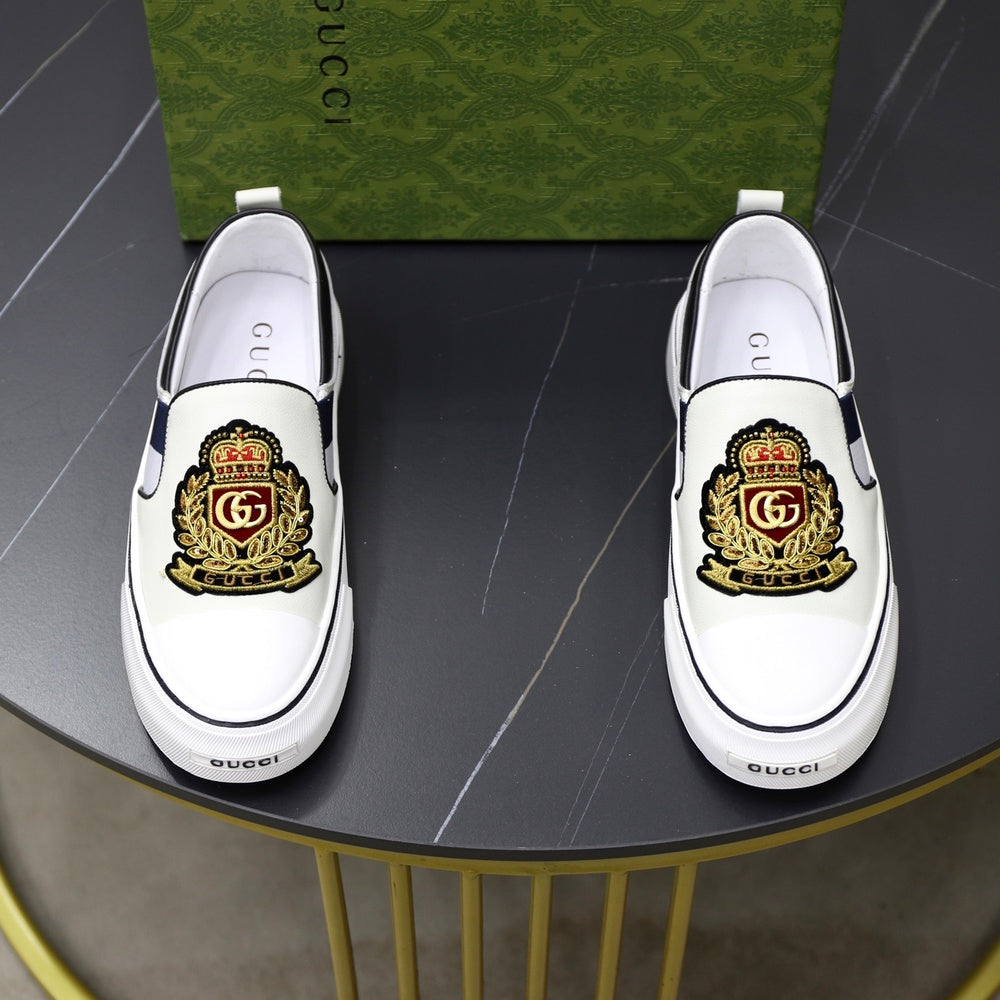 Gucci Men's Sneakers - Style 428909