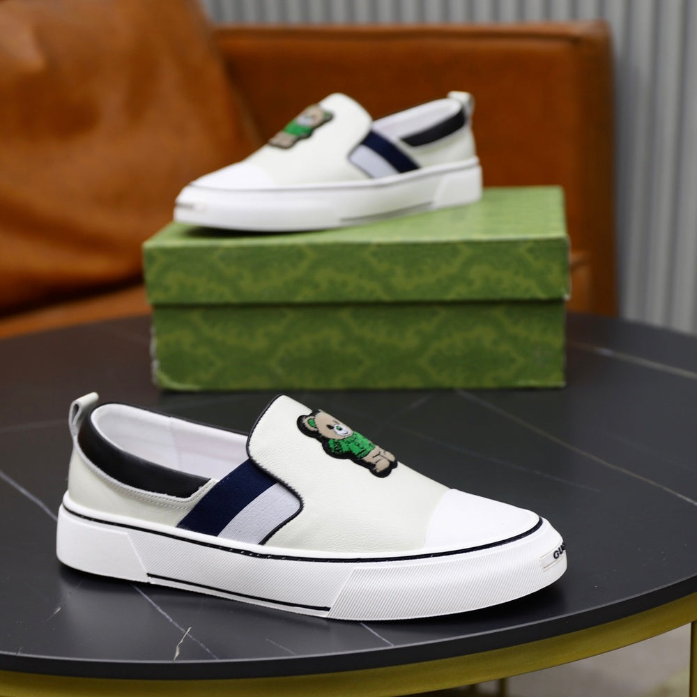 Gucci Men's Sneakers - Style 428909