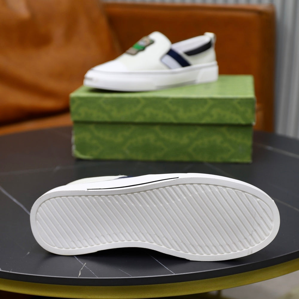 Gucci Men's Sneakers - Style 428909