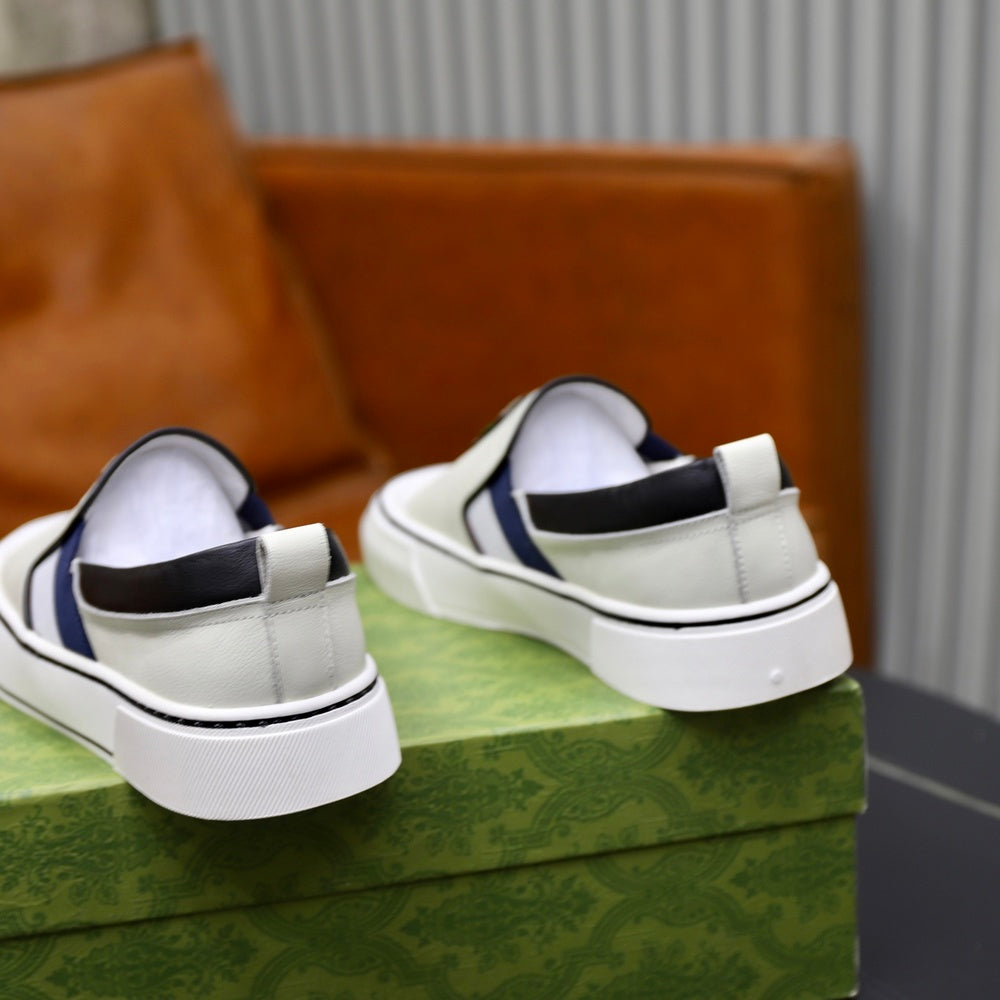 Gucci Men's Sneakers - Style 428909