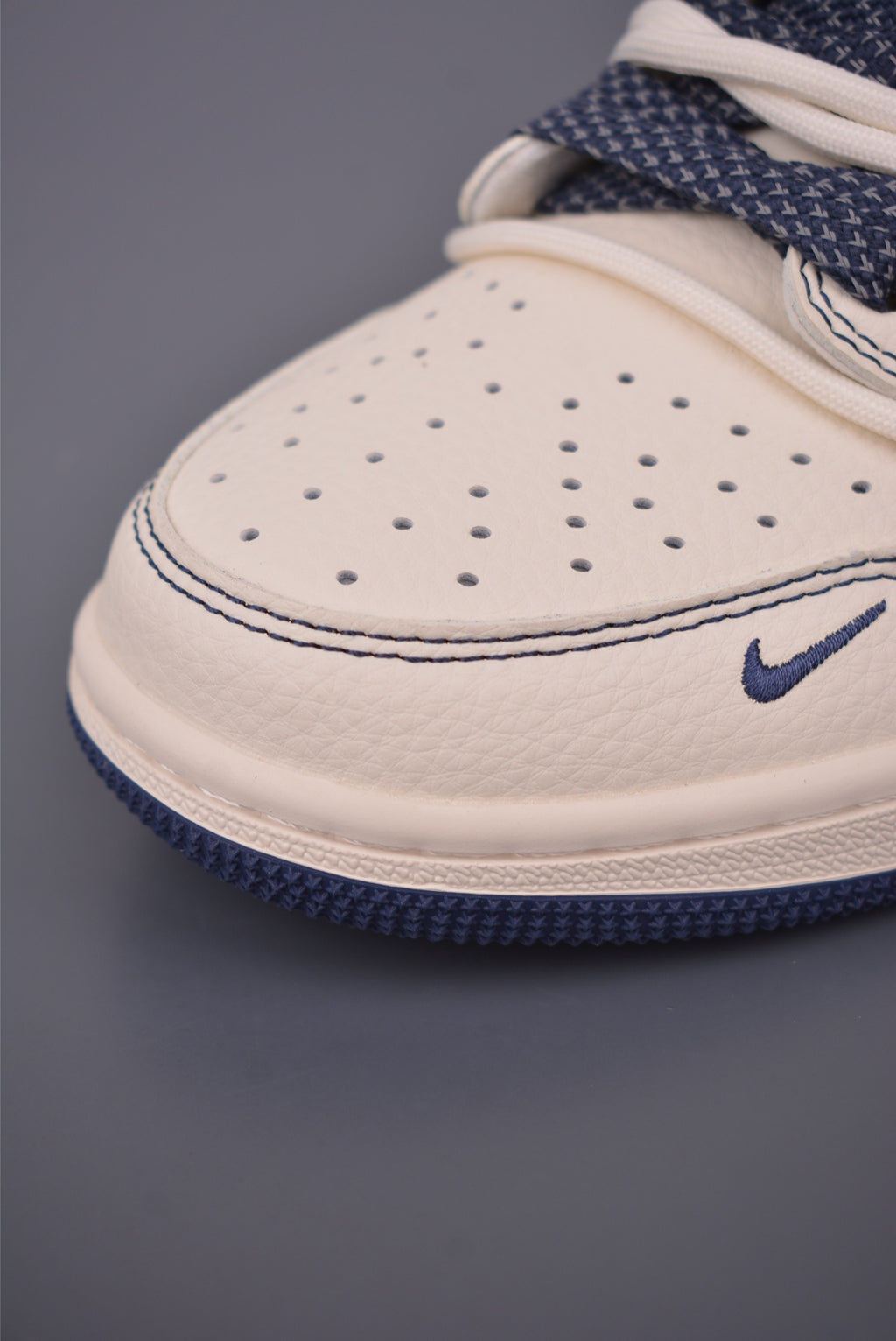 Fragment x Travis Scott x Nike Air Jordan 1 Low - Image 6