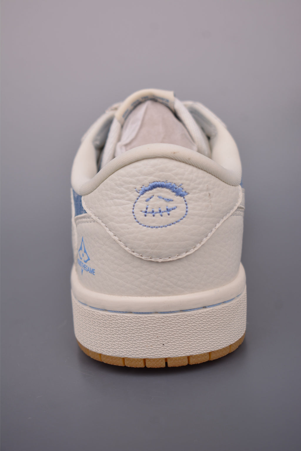 Fragment x Travis Scott x Nike Air Jordan 1 Low - Image 3