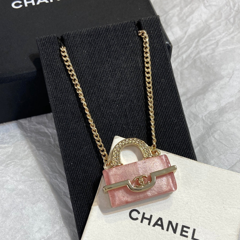 CHANEL Enamel Necklace