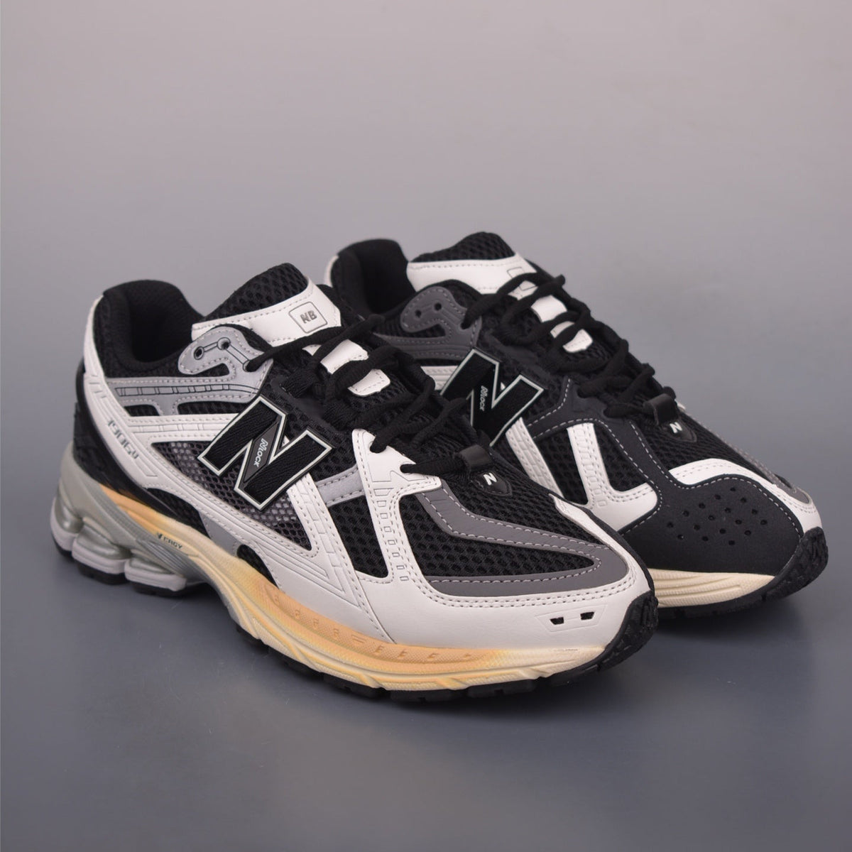 New Balance 190 240 - Image 1