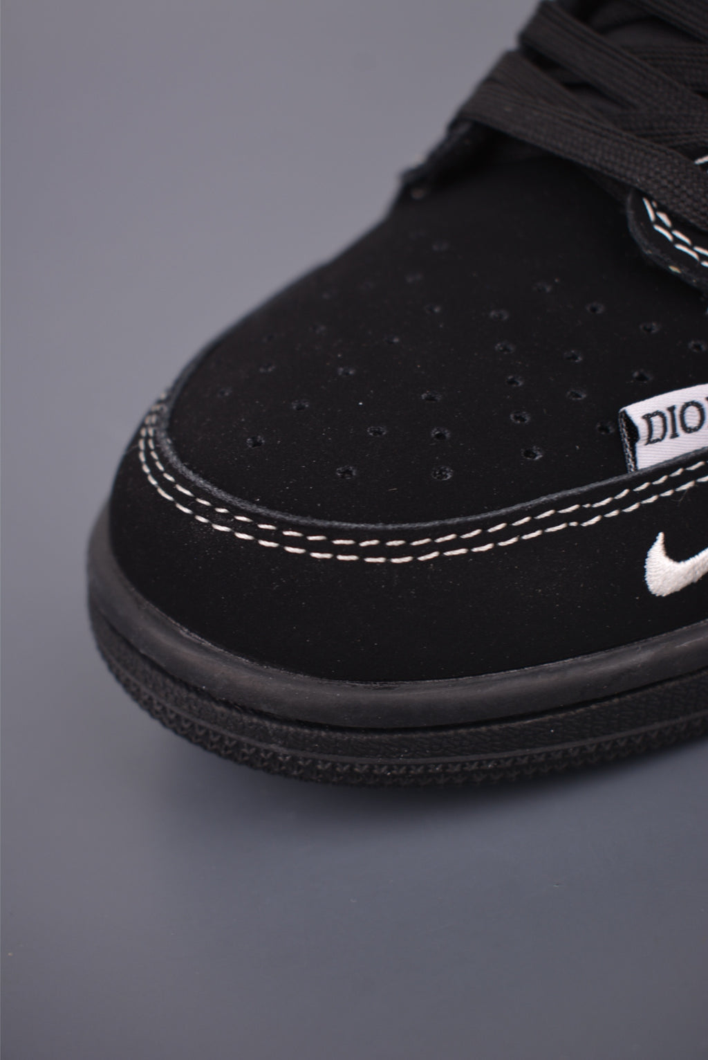 Fragment x Travis Scott x Dior x Nike Air Jordan 1 Low - Image 6