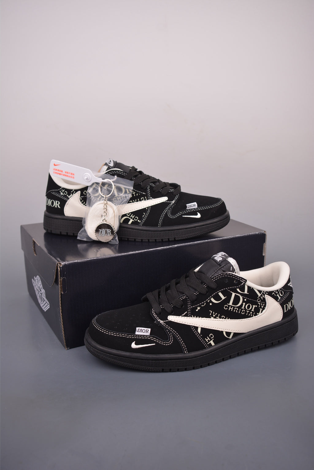 Fragment x Travis Scott x Dior x Nike Air Jordan 1 Low - Image 5