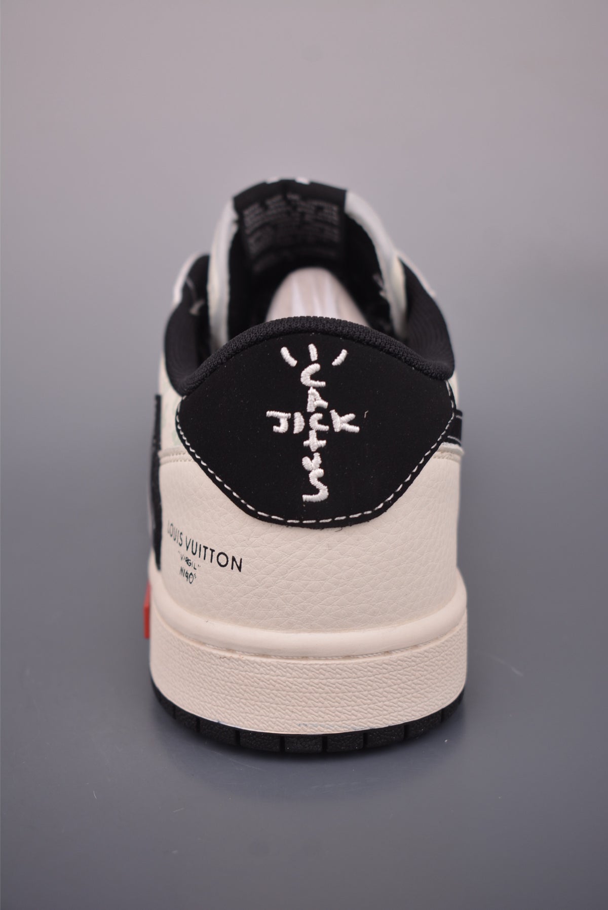 Fragment x Travis Scott x Nike Air Jordan 1 Low - Image 4