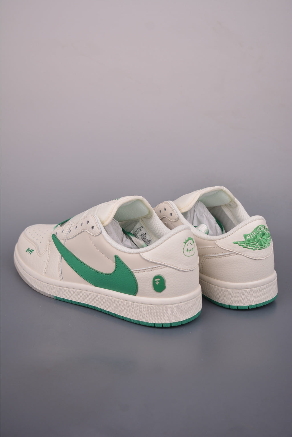 Fragment x Travis Scott x Nike Air Jordan 1 Low - Image 2