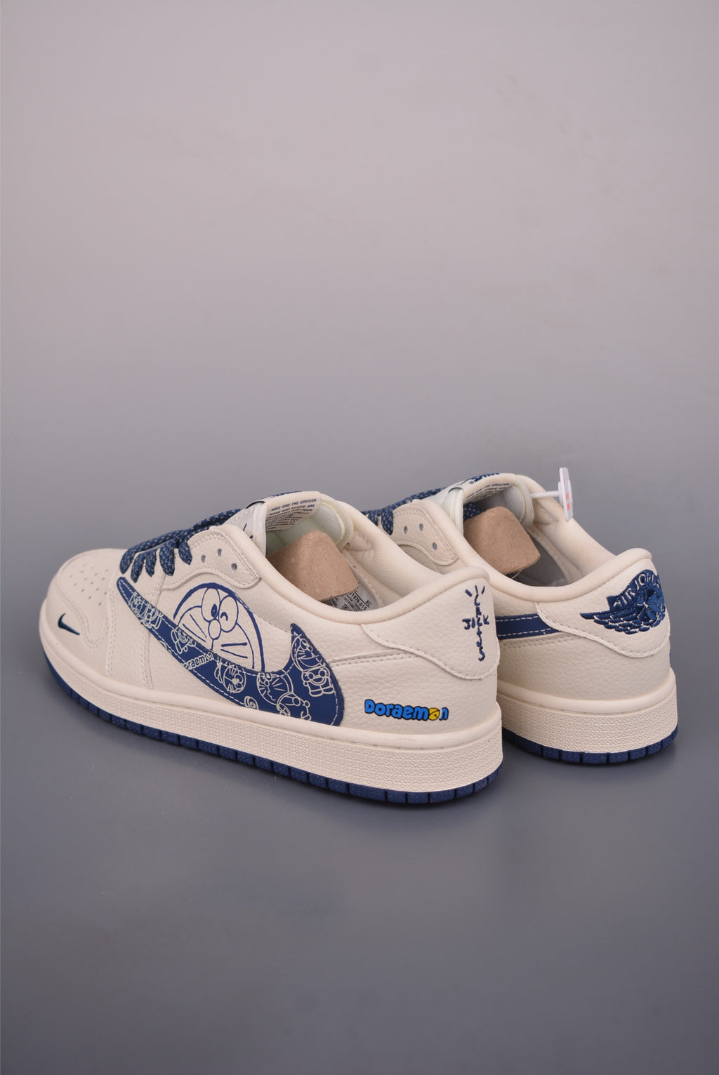 Fragment x Travis Scott x Nike Air Jordan 1 Low - Image 2