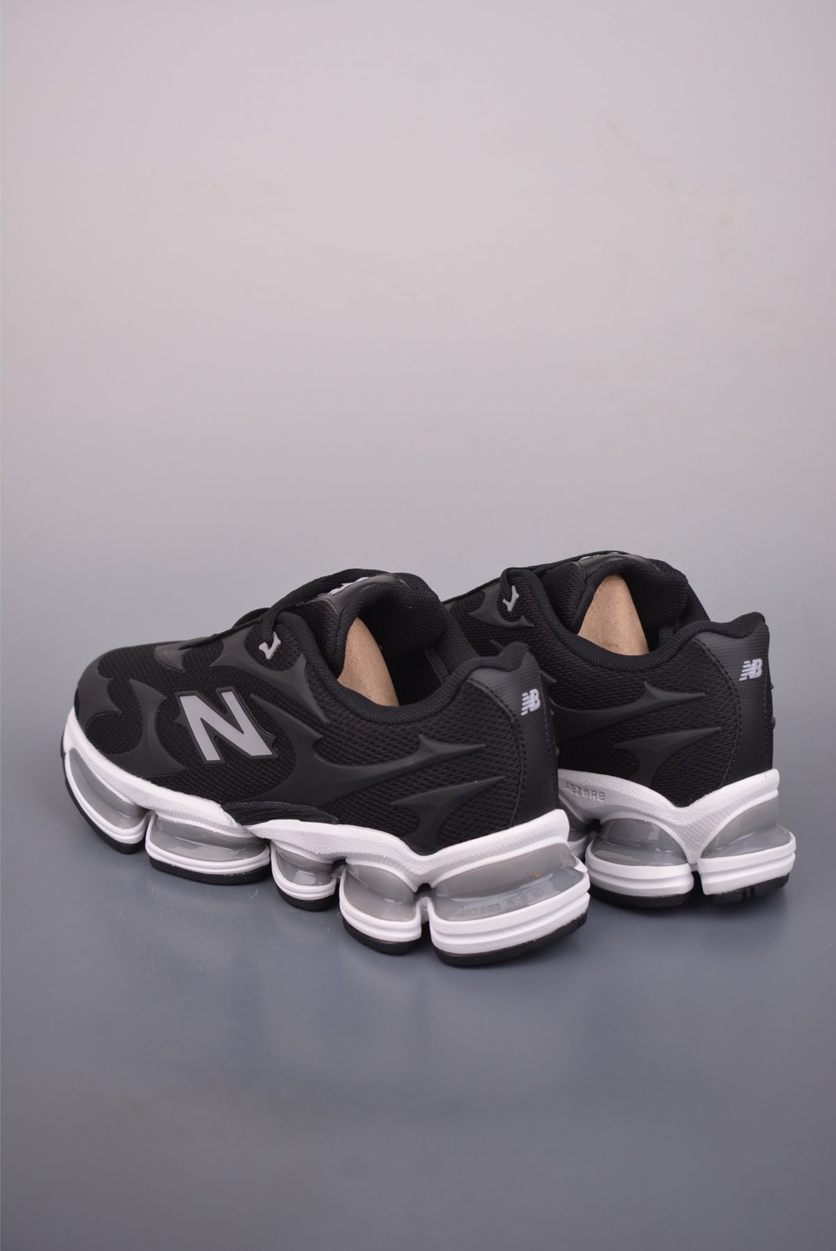 New Balance 260 - Image 2