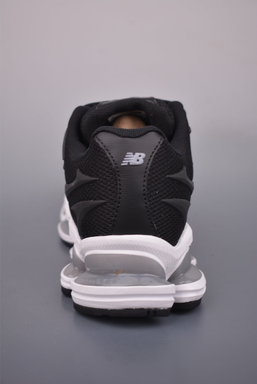 New Balance 260 - Image 4