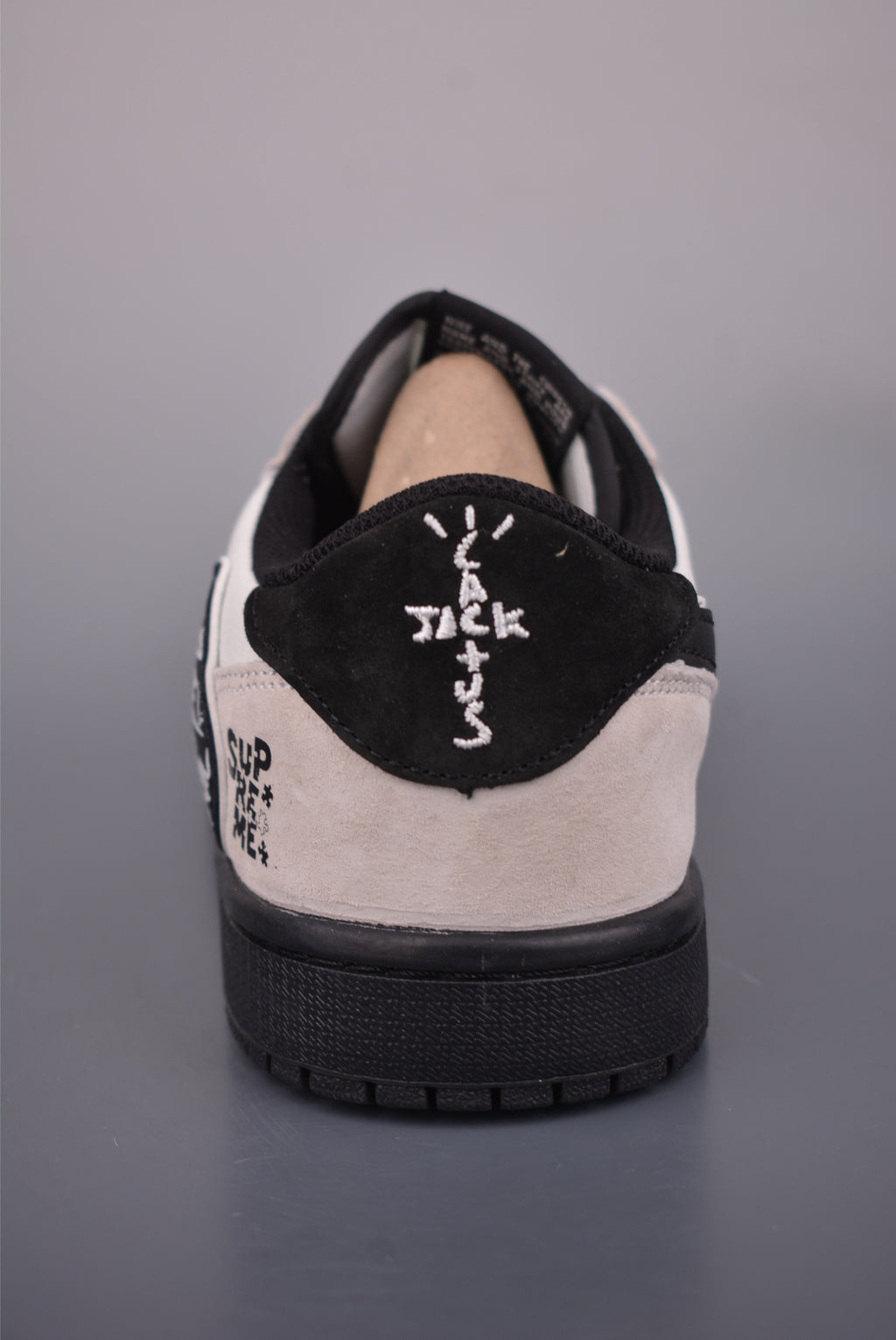 Fragment x Travis Scott x Nike Air Jordan 1 Low - Image 4