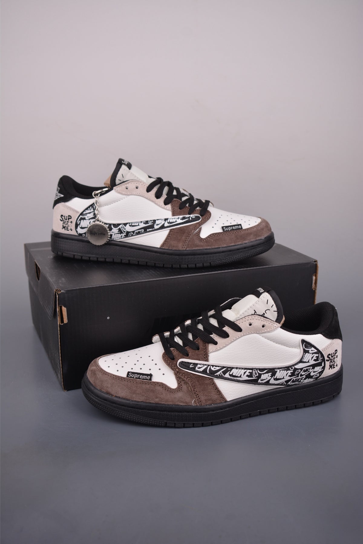 Fragment x Travis Scott x Nike Air Jordan 1 Low - Image 5