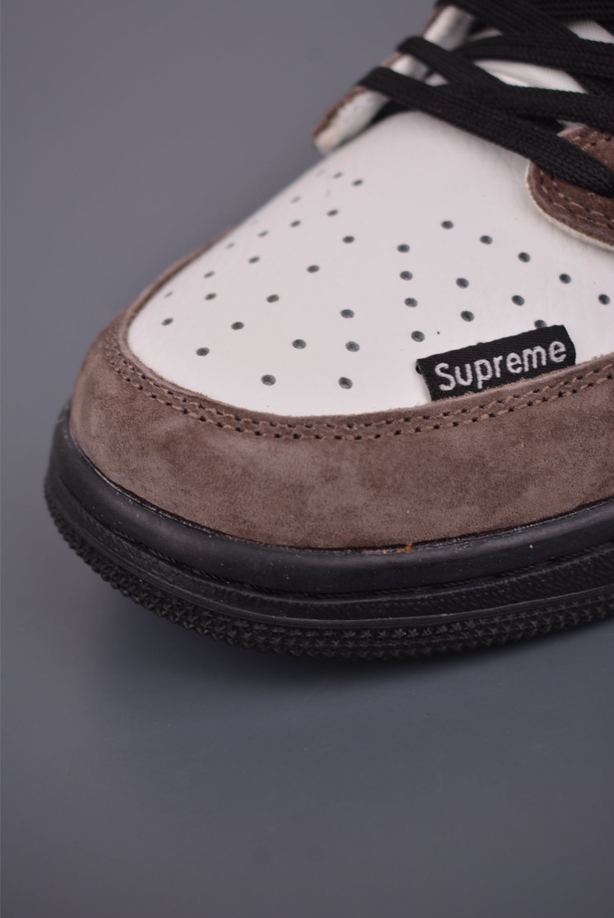 Fragment x Travis Scott x Nike Air Jordan 1 Low - Image 6