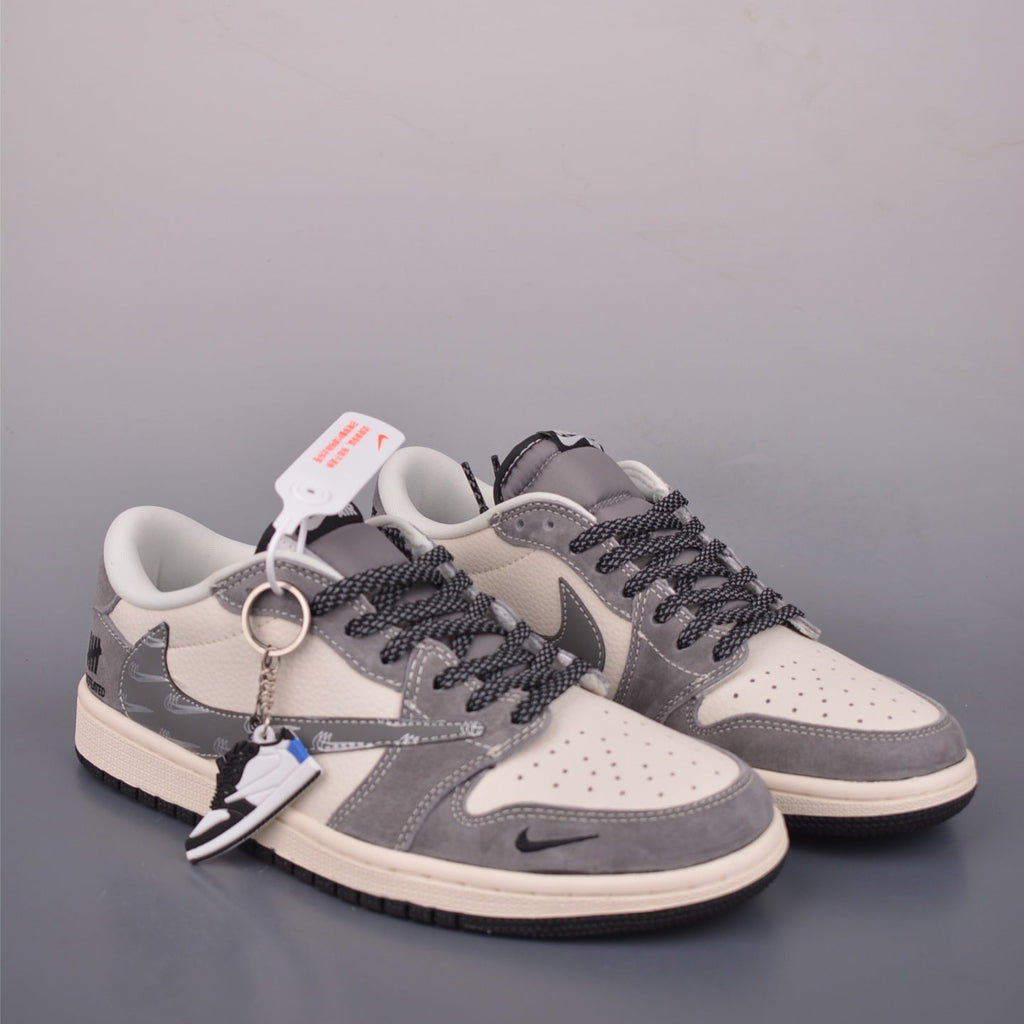 Fragment x Travis Scott x Nike Air Jordan 1 Low - Image 1