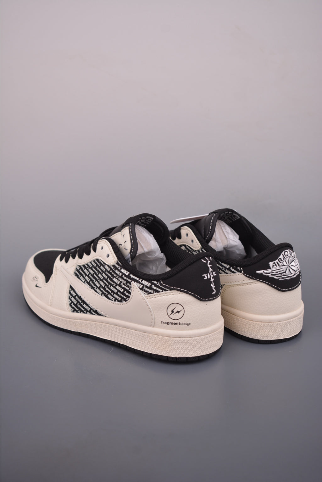 Fragment x Travis Scott x Nike Air Jordan 1 Low - Image 2