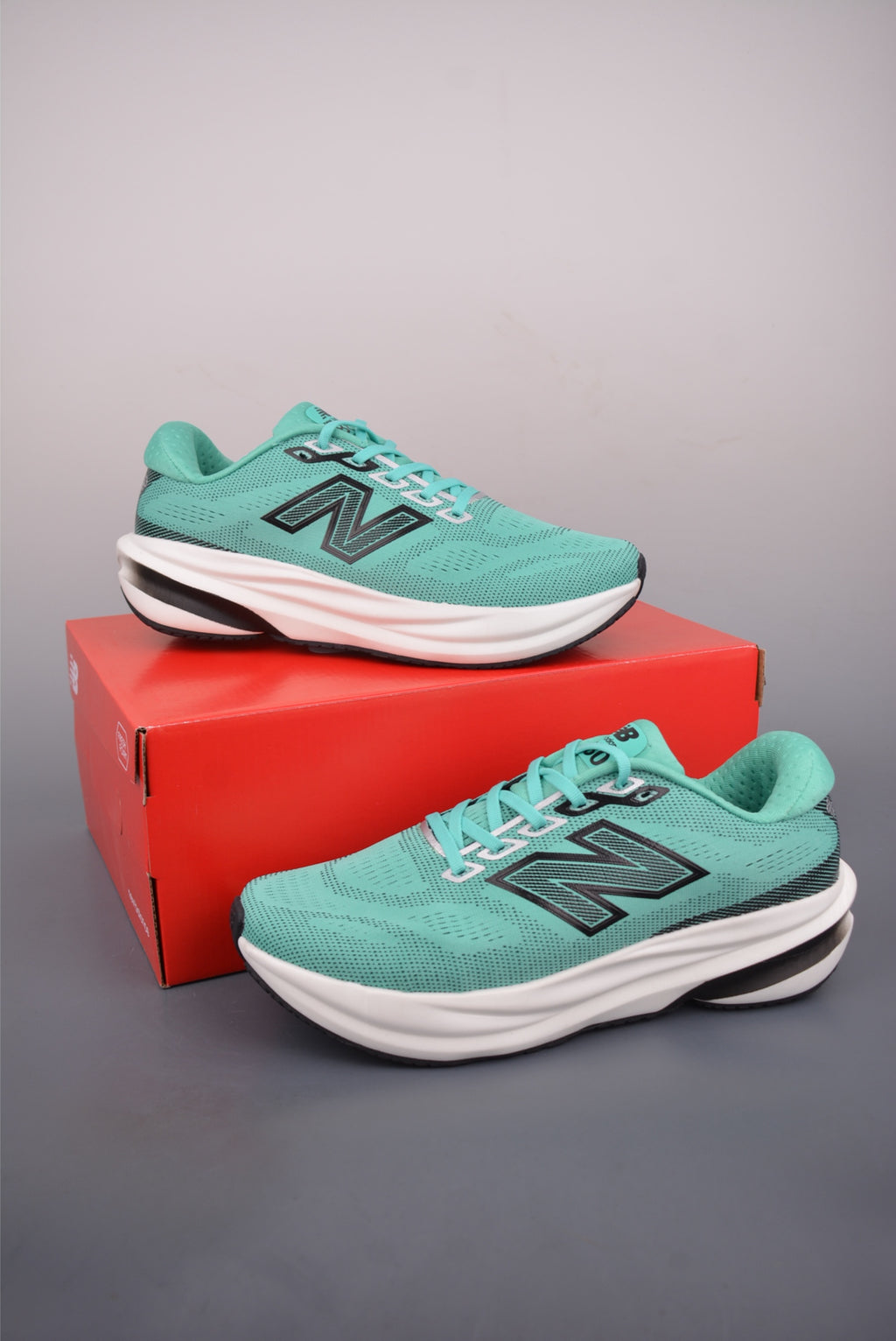 New Balance Fresh Foam - Image 5