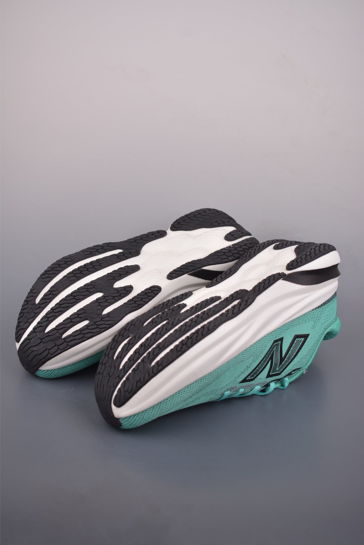 New Balance Fresh Foam - Image 3