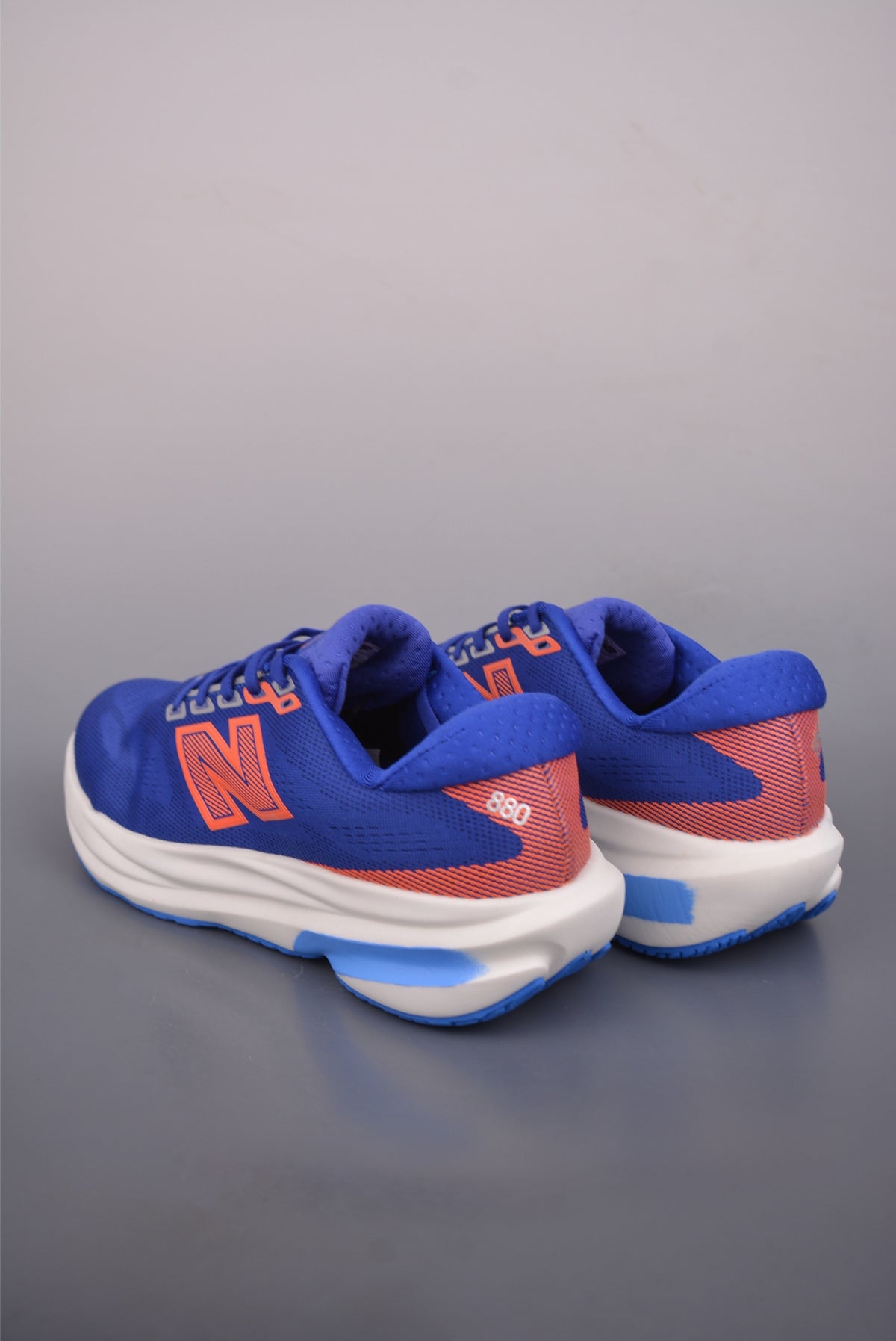 New Balance Fresh Foam - Image 2