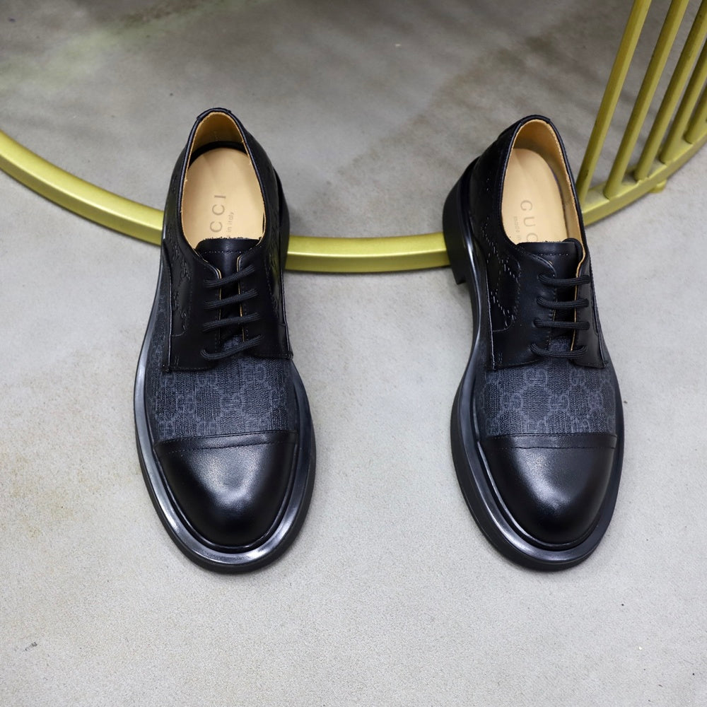 Gucci Men's Loafers - Style 427375