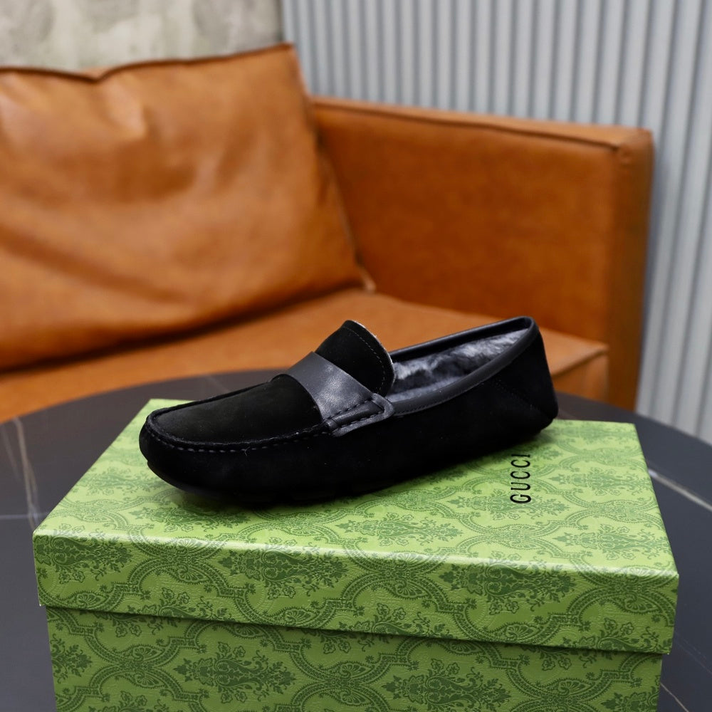 Gucci Men's Loafers - Style 427126