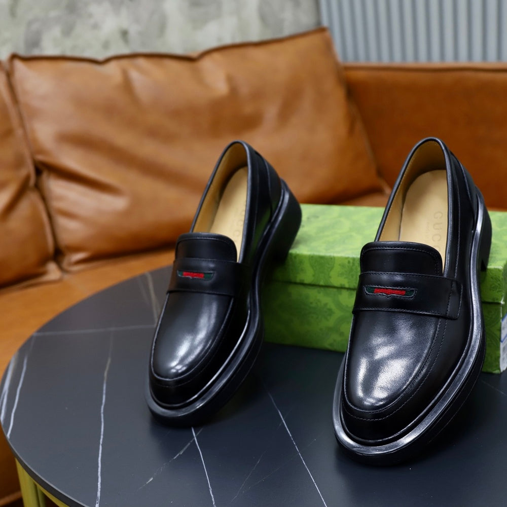 Gucci Men's Loafers - Style 427134