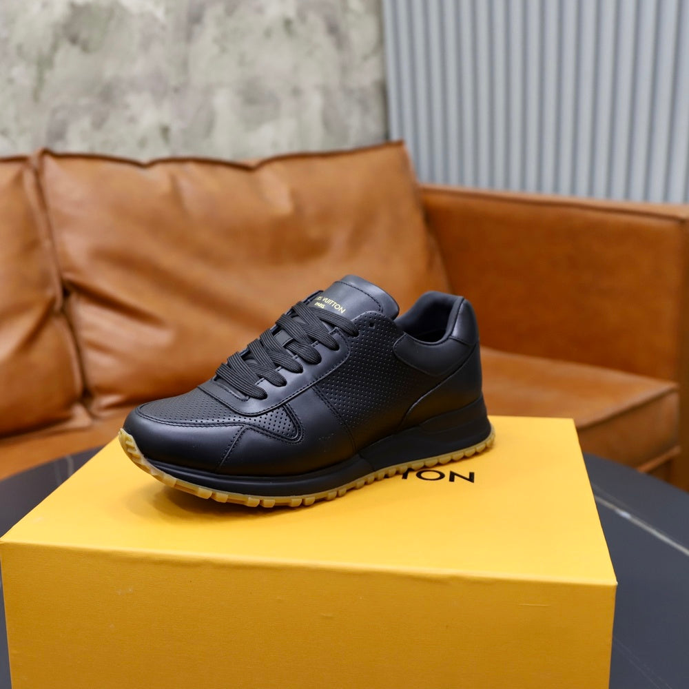 Louis Vuitton Men's Shoes - Style 425864