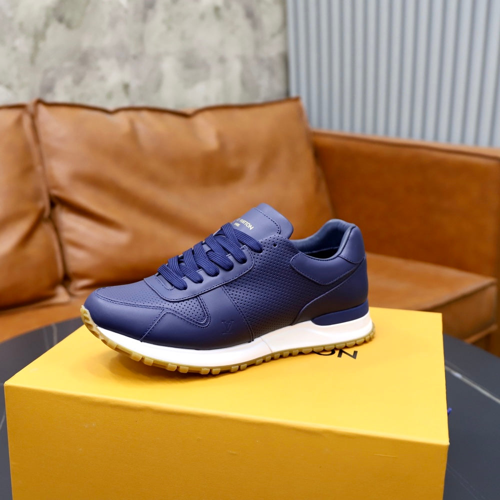Louis Vuitton Men's Shoes - Style 425864