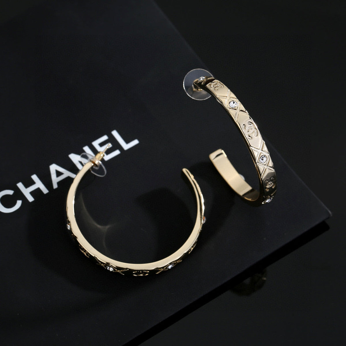 CHANEL Double-C Vintage Earrings