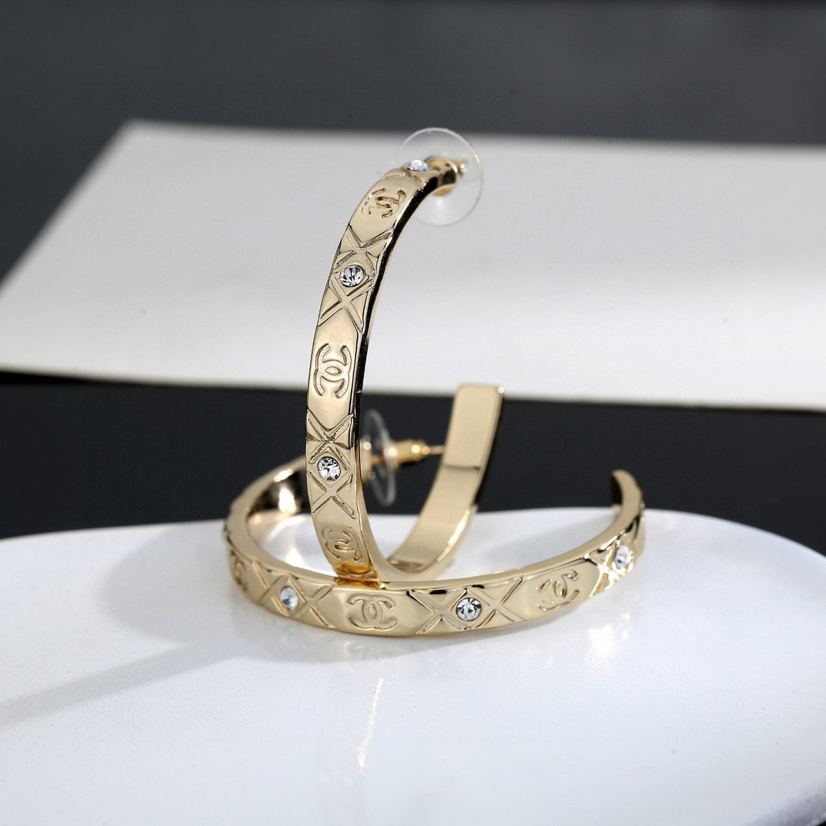 CHANEL Double-C Vintage Earrings