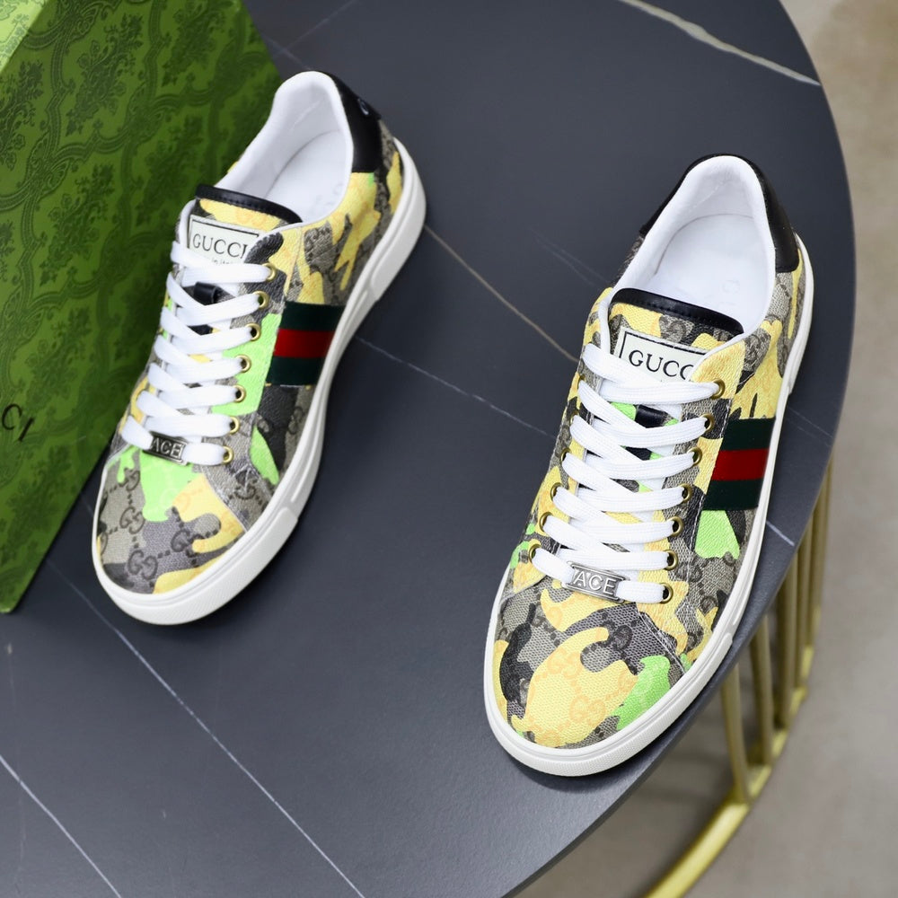 Gucci Men's Sneakers - Style 427006