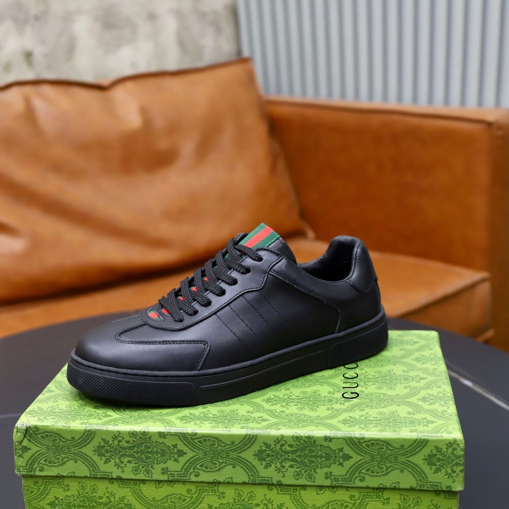 Gucci Men's Sneakers - Style 427012