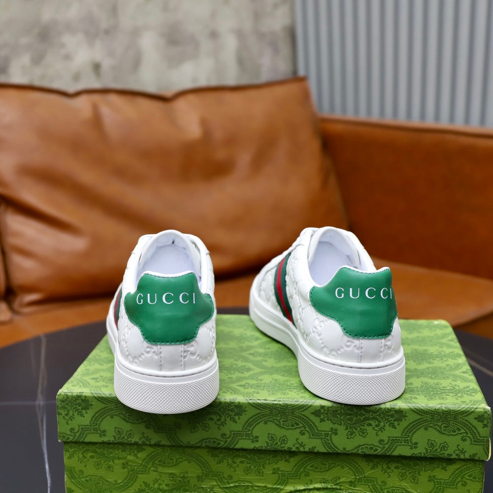 Gucci Men's Sneakers - Style 427014