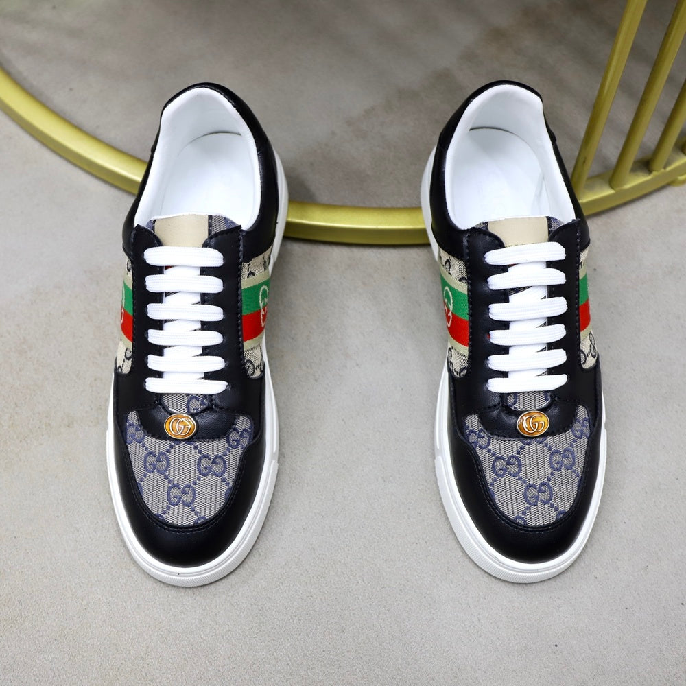 Gucci Men's Sneakers - Style 427025