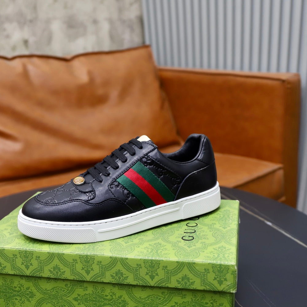 Gucci Men's Sneakers - Style 427025