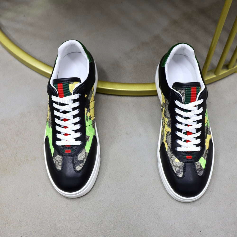 Gucci Men's Sneakers - Style 427027