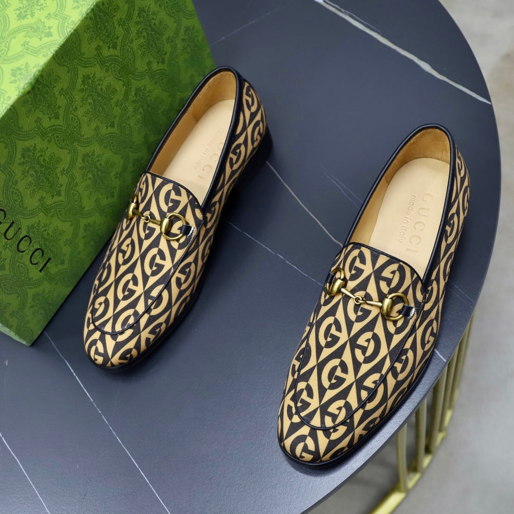 Gucci Men's Loafers - Style 427033