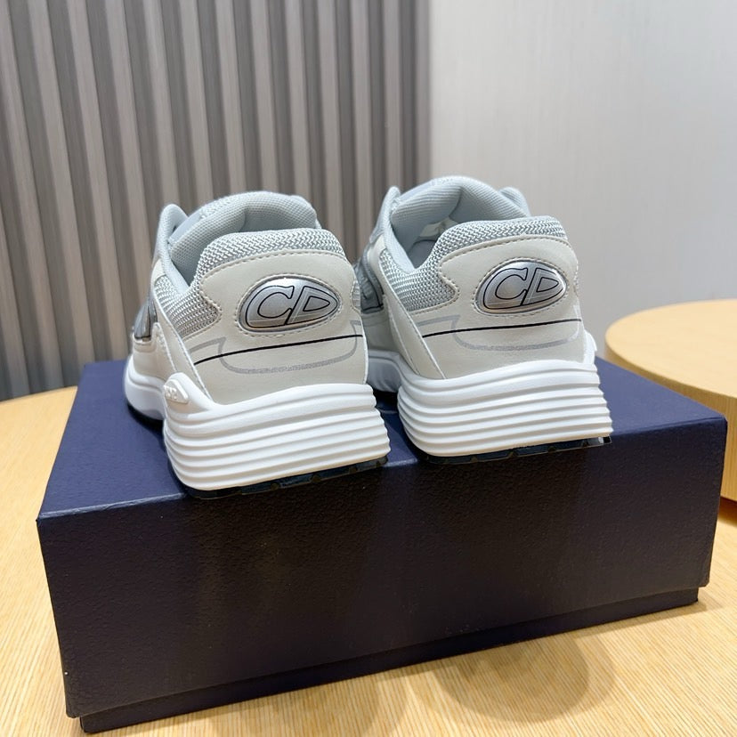 Dior DIOR Sneakers #422