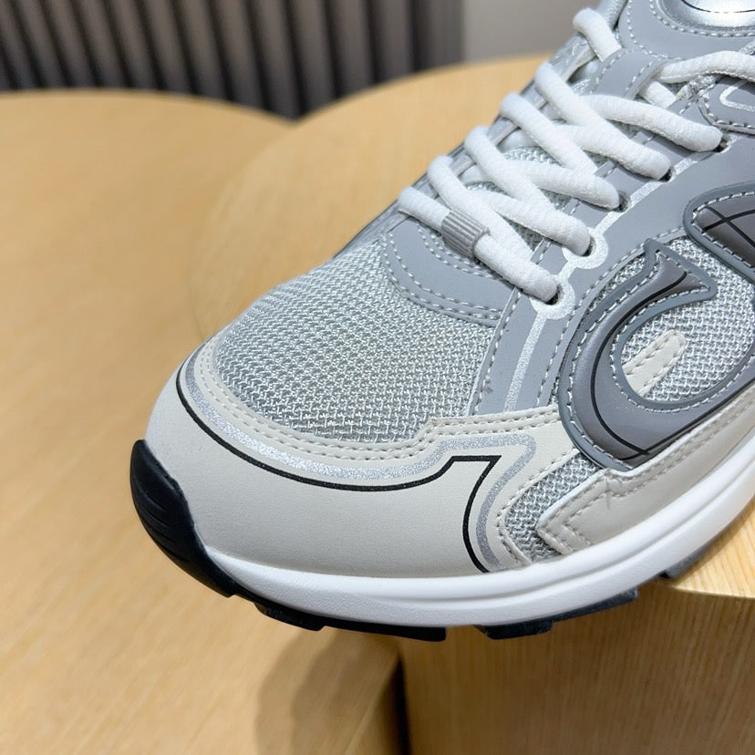 Dior DIOR Sneakers #422