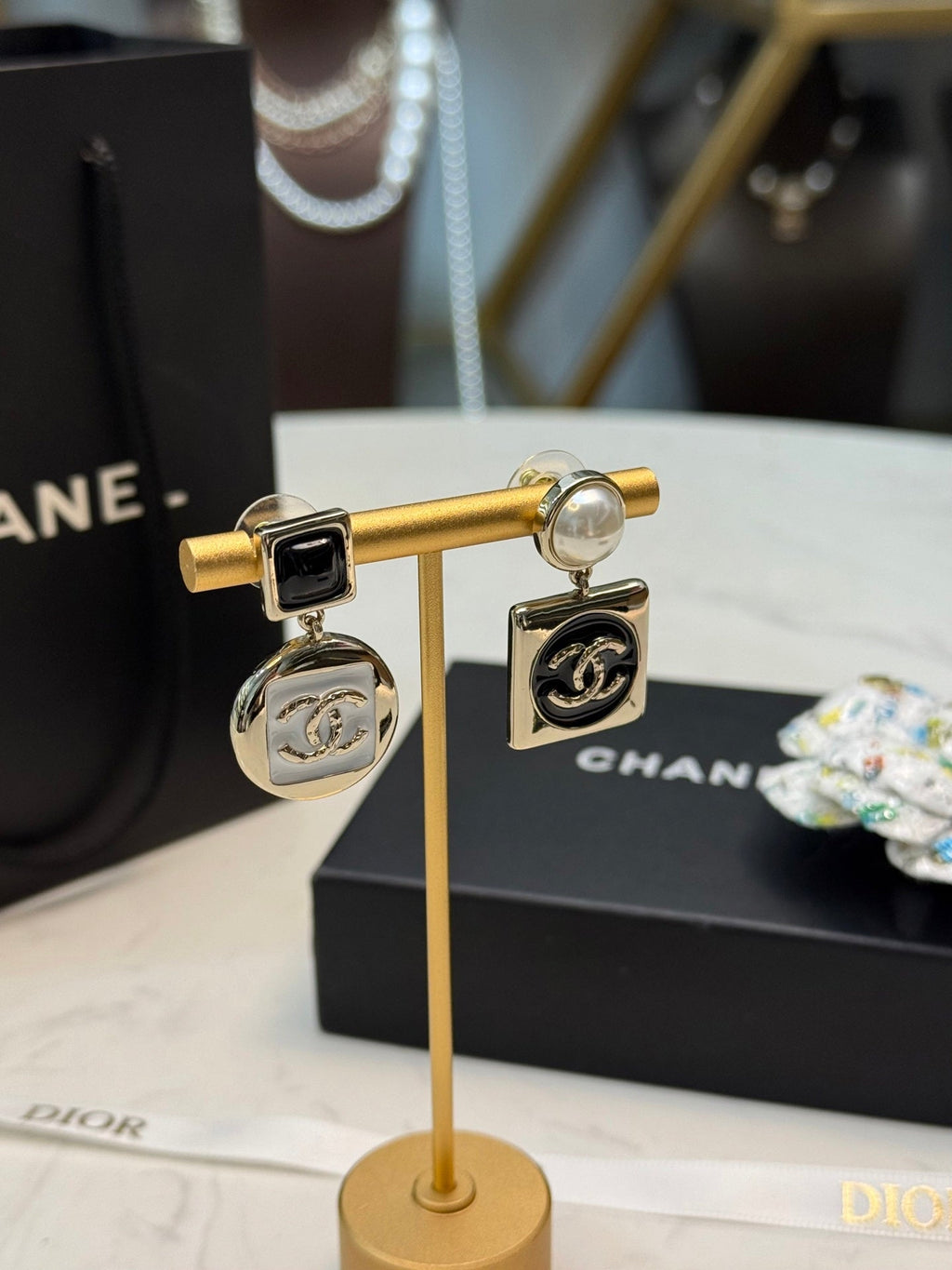 CHANEL Enamel Double-C Vintage Pendant Necklace