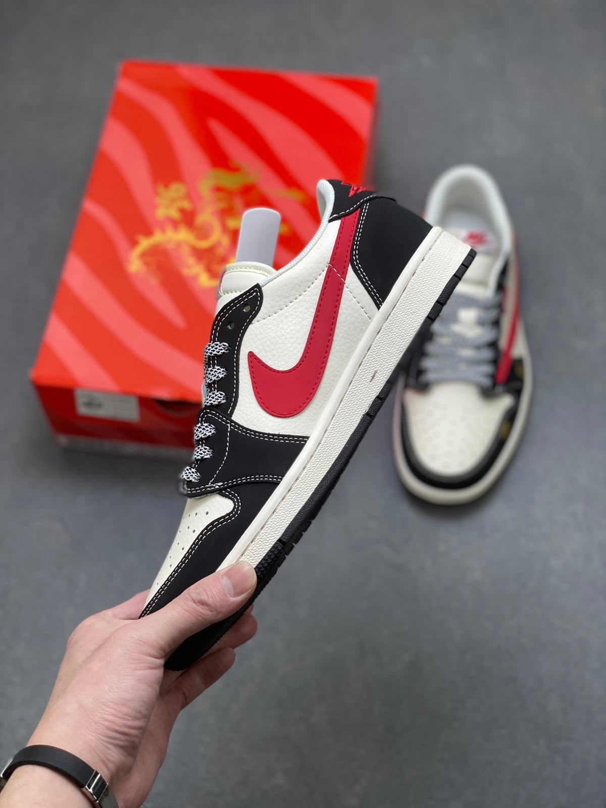 Fragment x Travis Scott x Dior x Nike Air Jordan 1 Low - Image 3