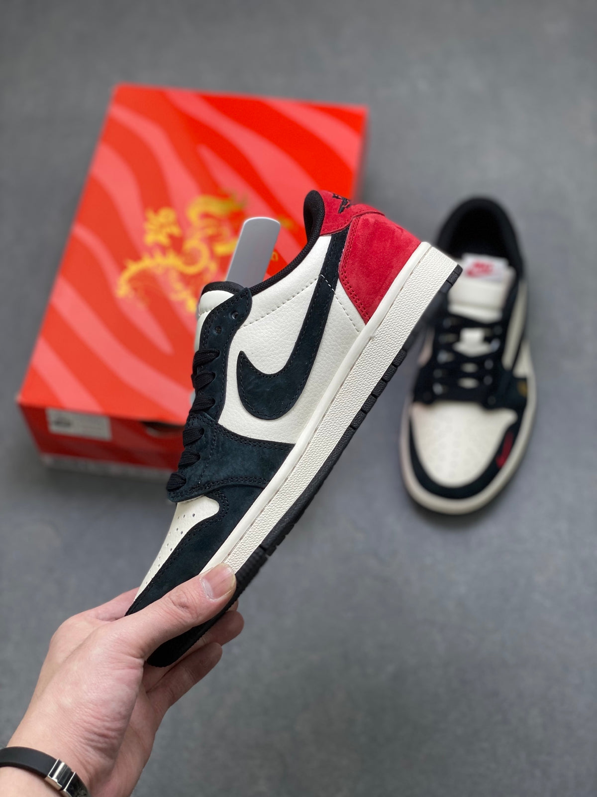 Fragment x Travis Scott x Dior x Nike Air Jordan 1 Low - Image 3