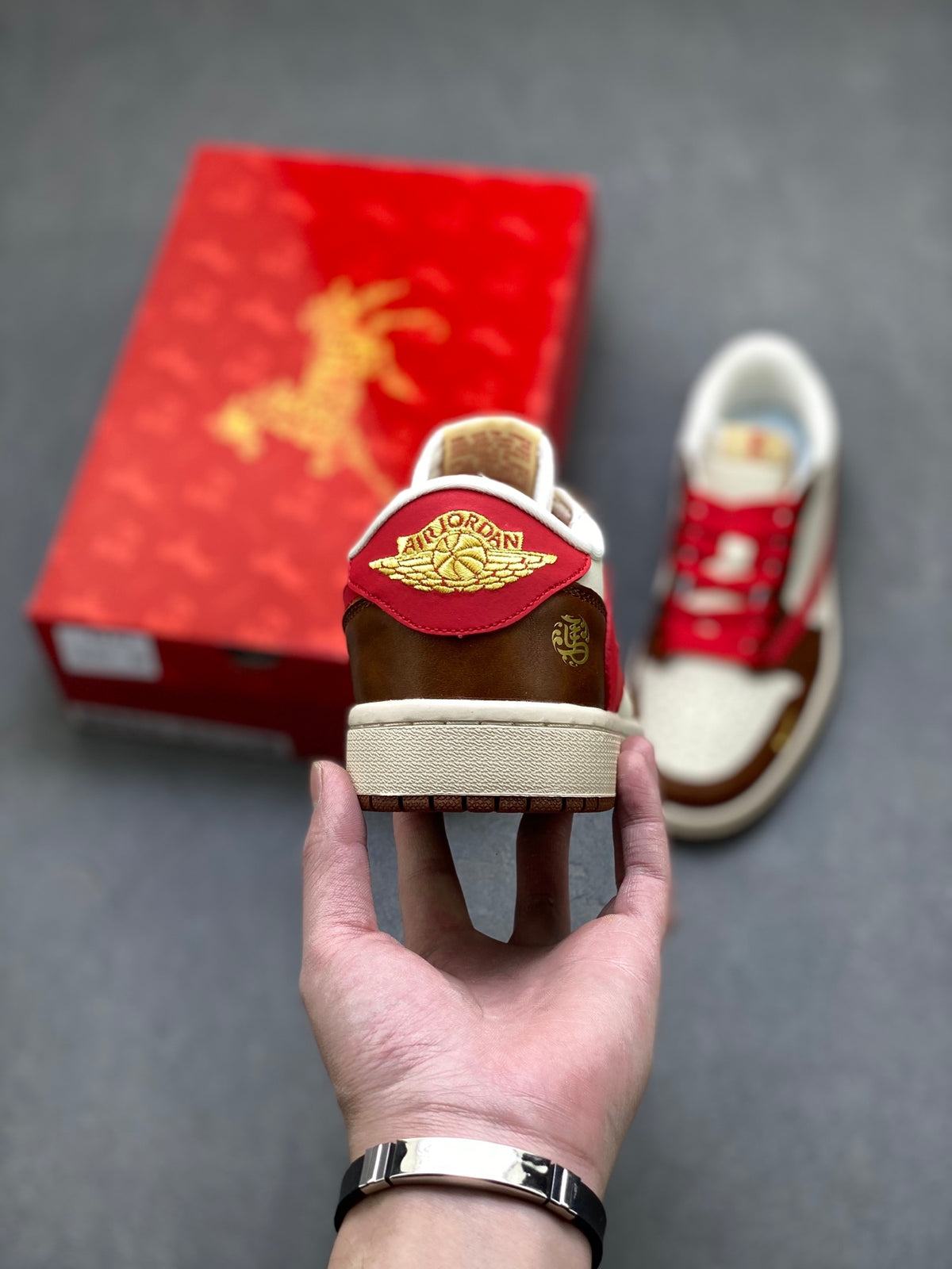 Fragment x Travis Scott x Dior x Nike Air Jordan 1 Low - Image 4
