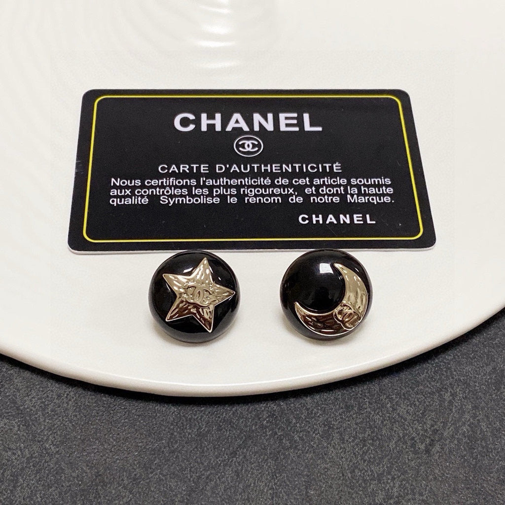 CHANEL Double-C Earrings