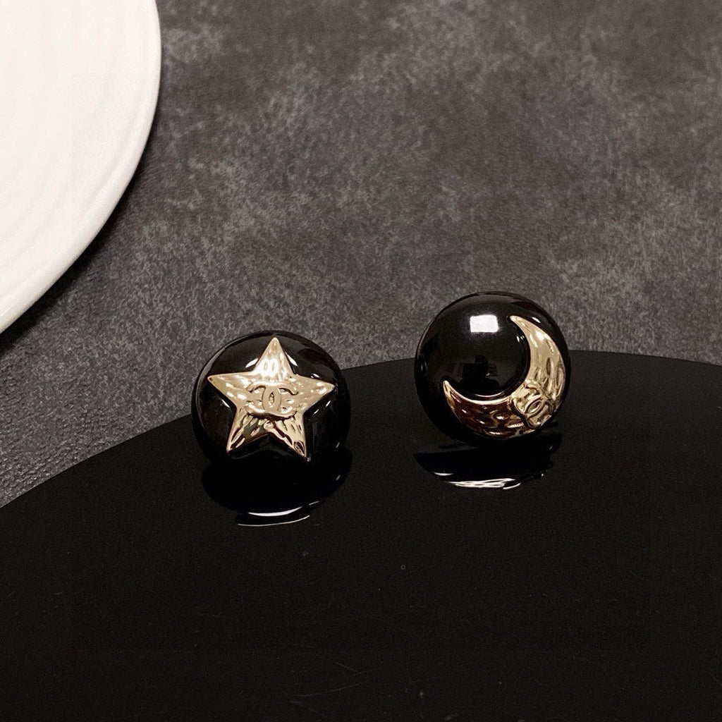 CHANEL Double-C Earrings