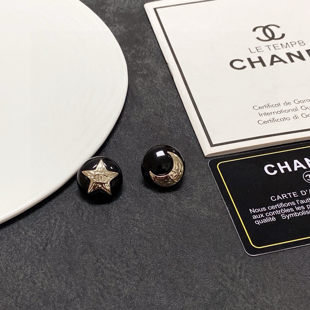 CHANEL Double-C Earrings