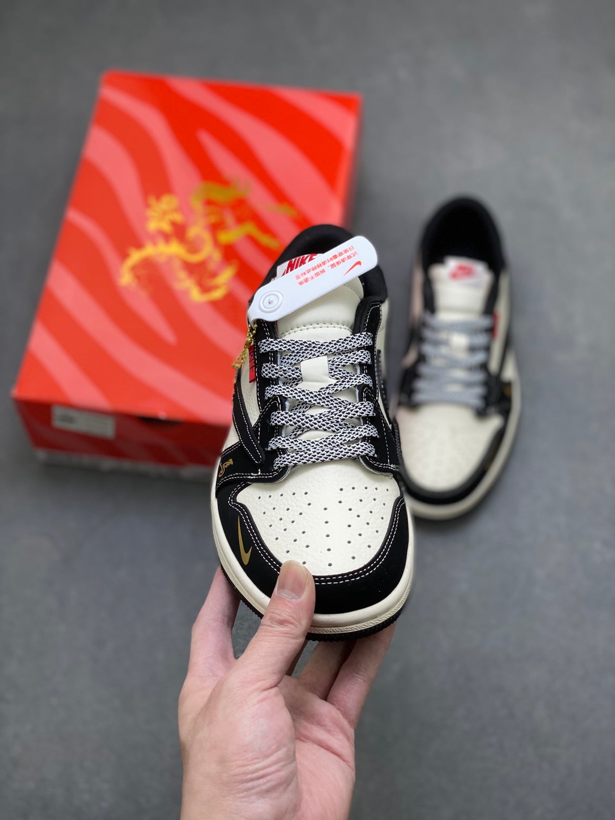 Fragment x Travis Scott x Dior x Nike Air Jordan 1 Low - Image 2