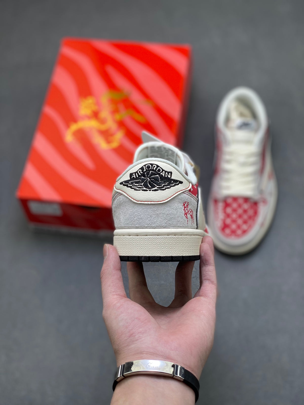 Fragment x Travis Scott x Dior x Nike Air Jordan 1 Low - Image 4