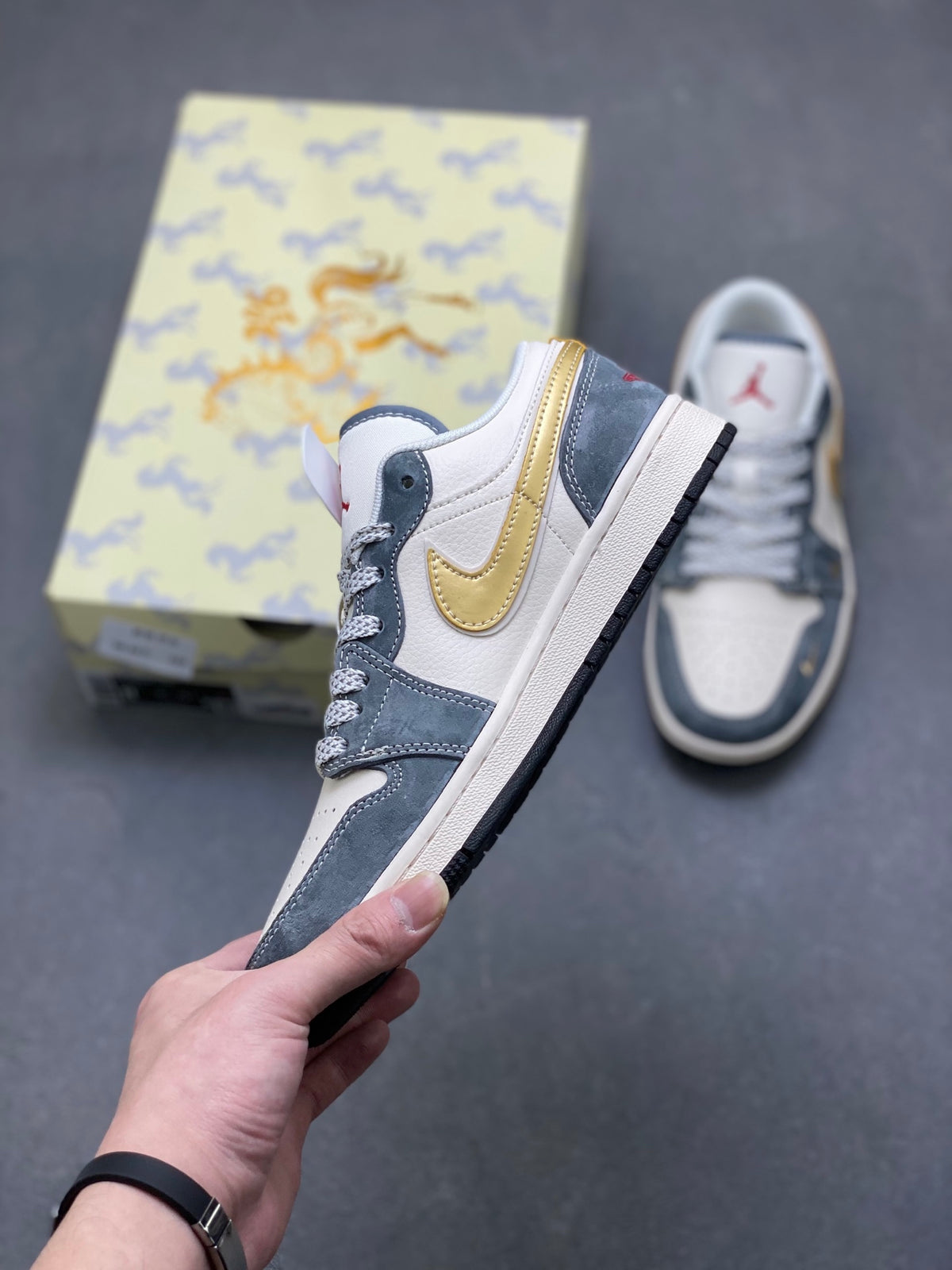 Fragment x Travis Scott x Dior x Nike Air Jordan 1 Low - Image 3