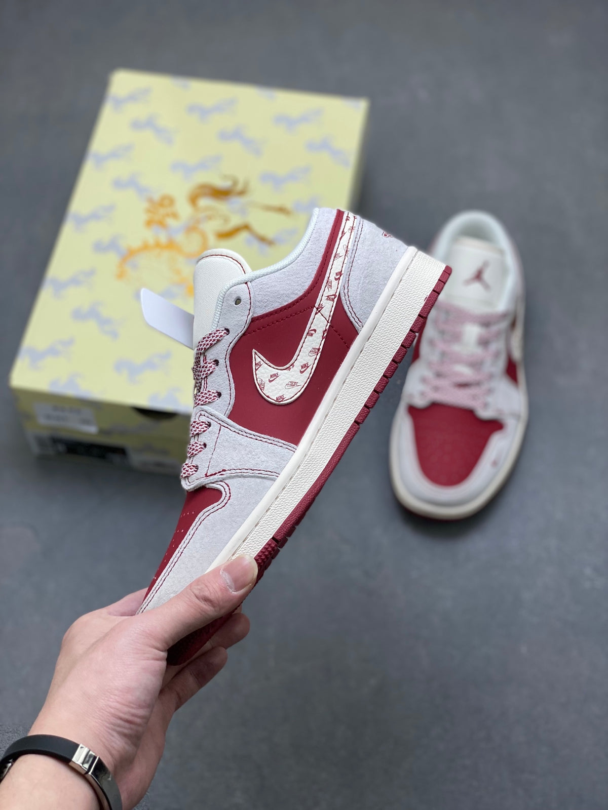Fragment x Travis Scott x Dior x Nike Air Jordan 1 Low - Image 3